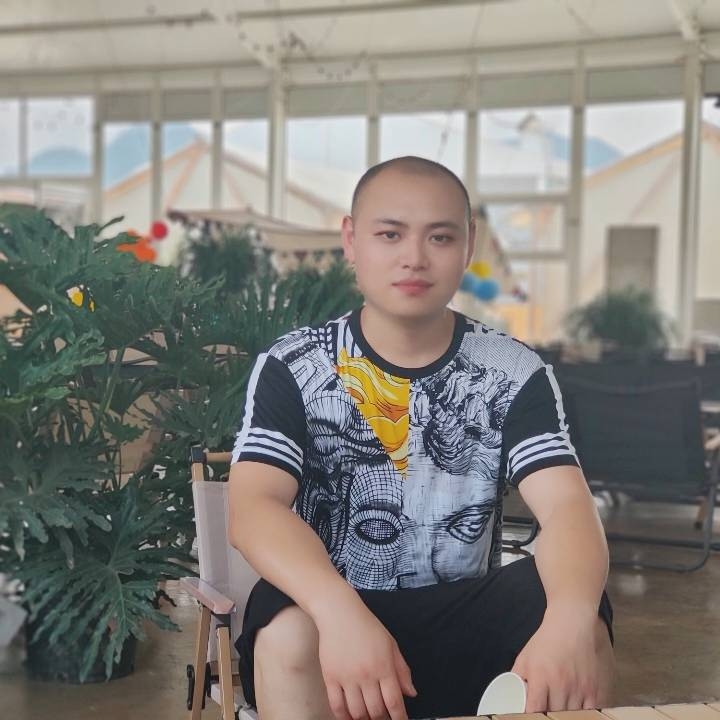 诚心找一个的第一张照片--丽水相亲服务中心