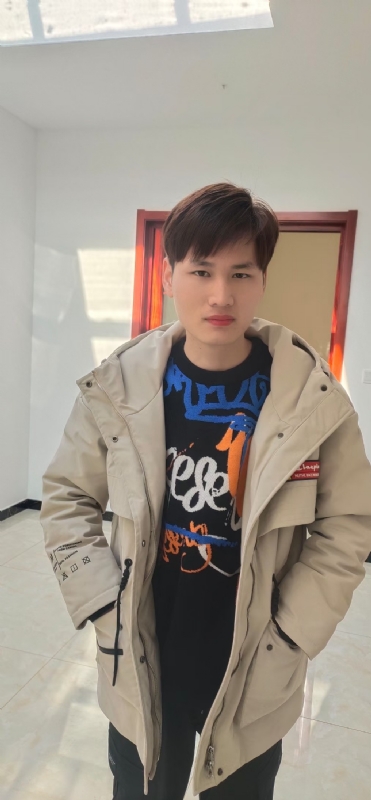 真诚的小帅的第一张照片--丽水相亲服务中心