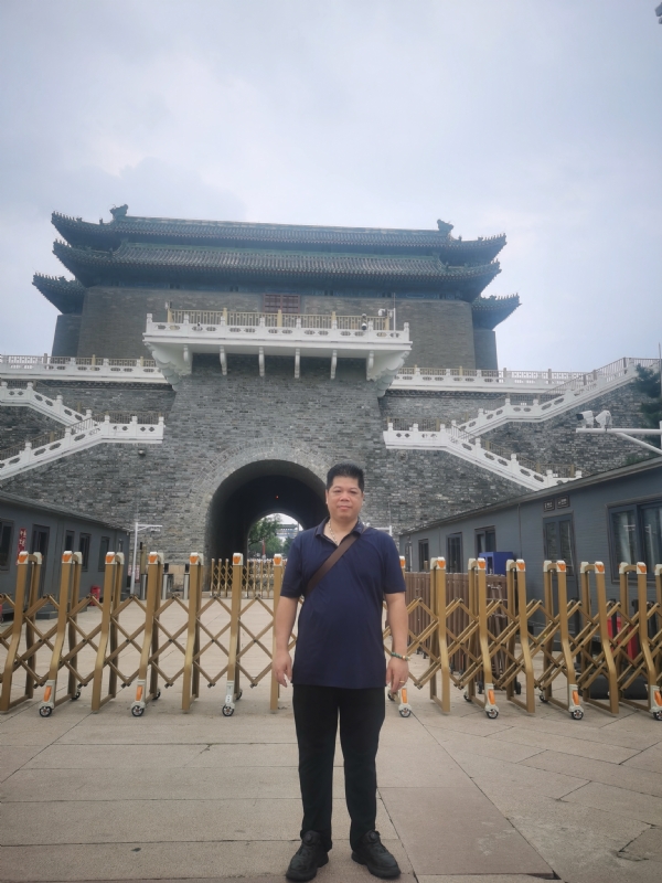 伟哥的第一张照片--丽水相亲服务中心