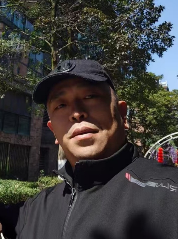 蓝色海洋的第一张照片--丽水相亲服务中心