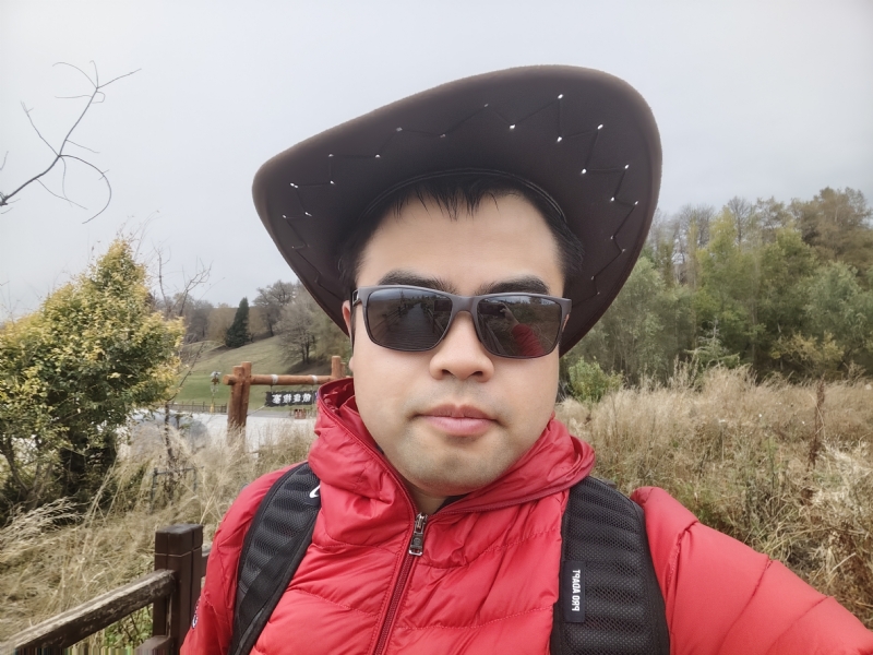 欢乐的笑的第一张照片--丽水相亲服务中心