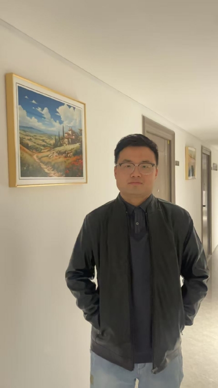 半瓶子的第四张照片--丽水相亲服务中心