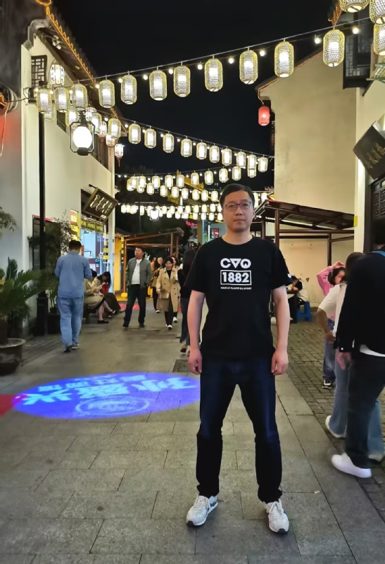 张楚岚的第一张照片--丽水相亲服务中心